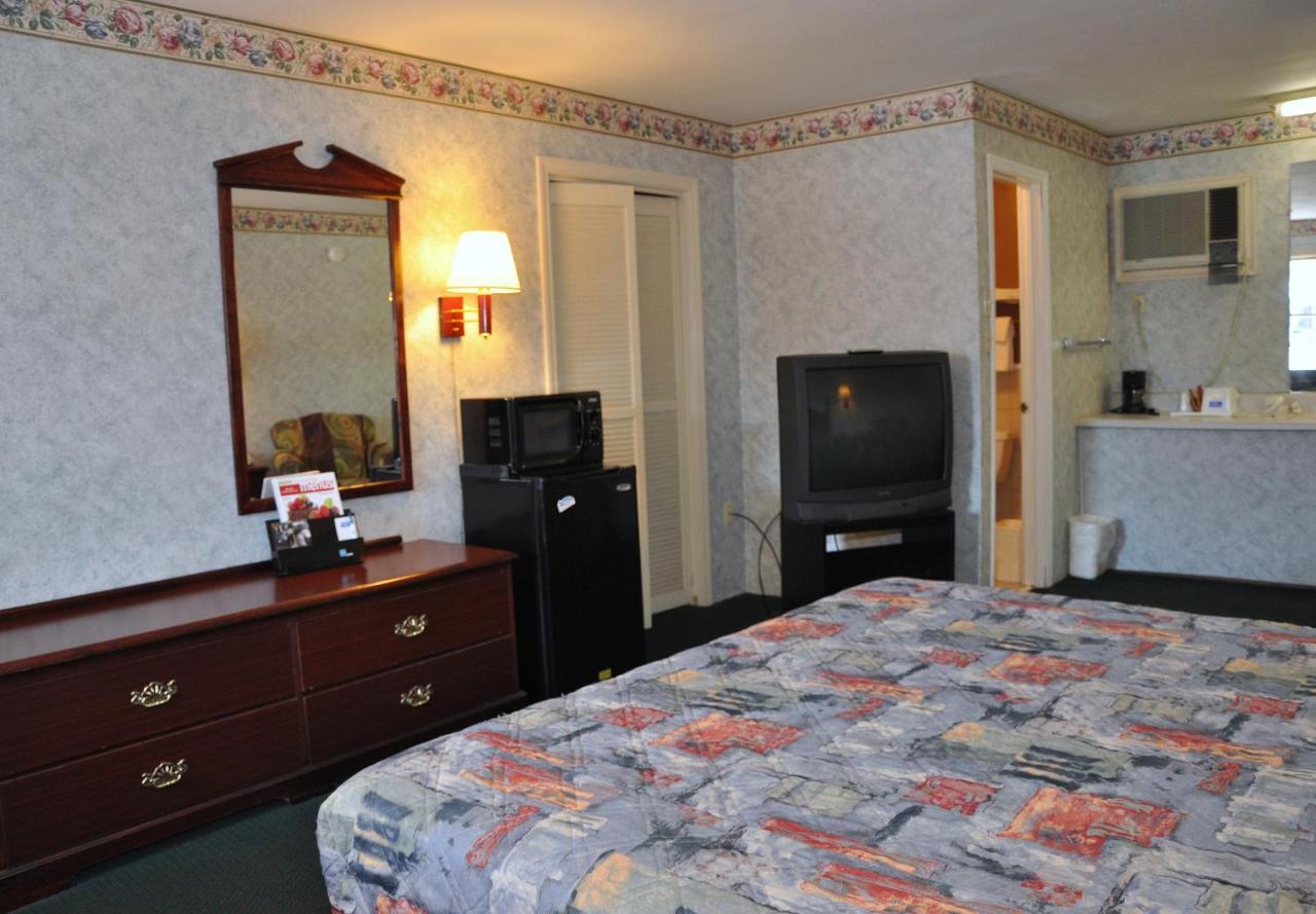 Merrimac Inn & Suites Вильямсбург Экстерьер фото